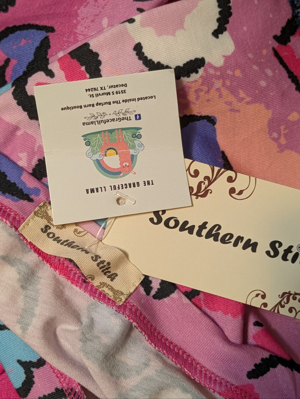 Southern Stitch Hearts & Sequin Pink Shirt. Size S - Picture 10 of 13